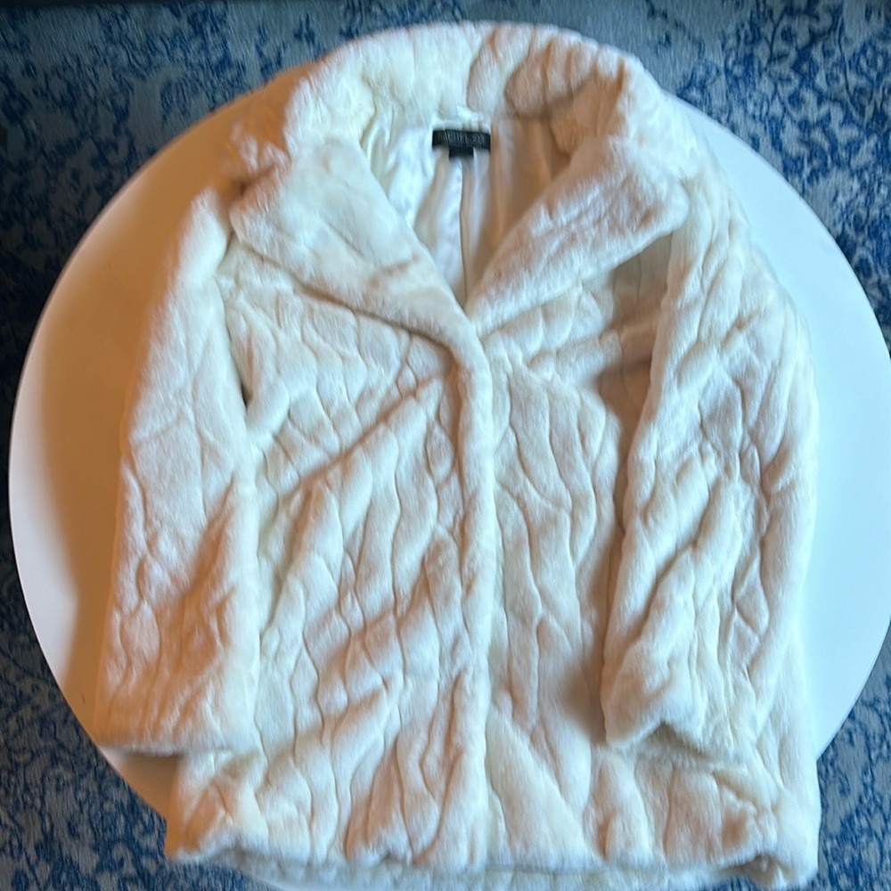 Rachel Zoe Winter white faux fur coat